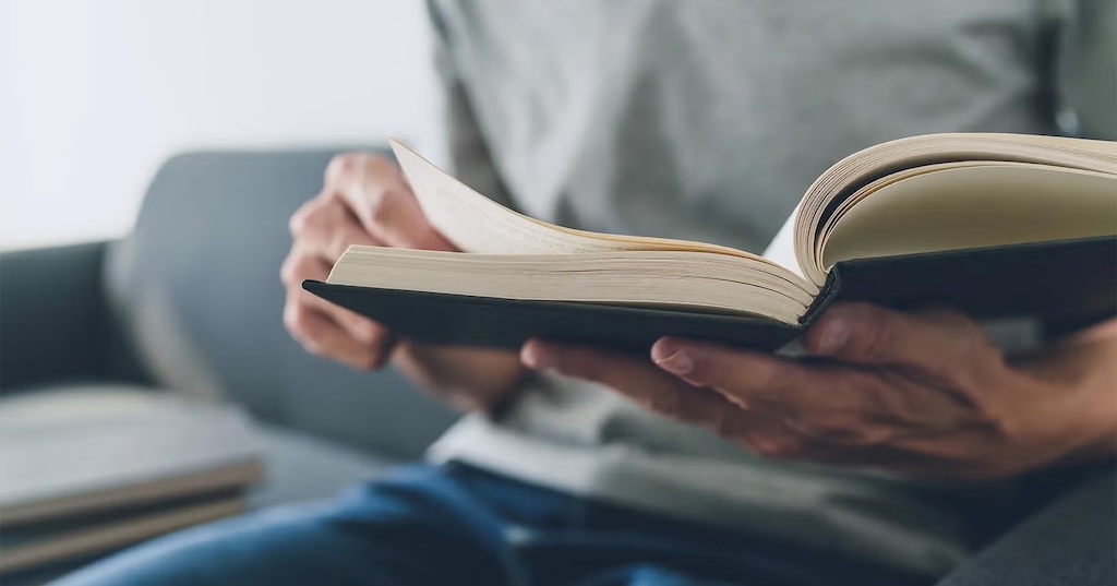 GSB教授们的2025年末假日阅读推荐